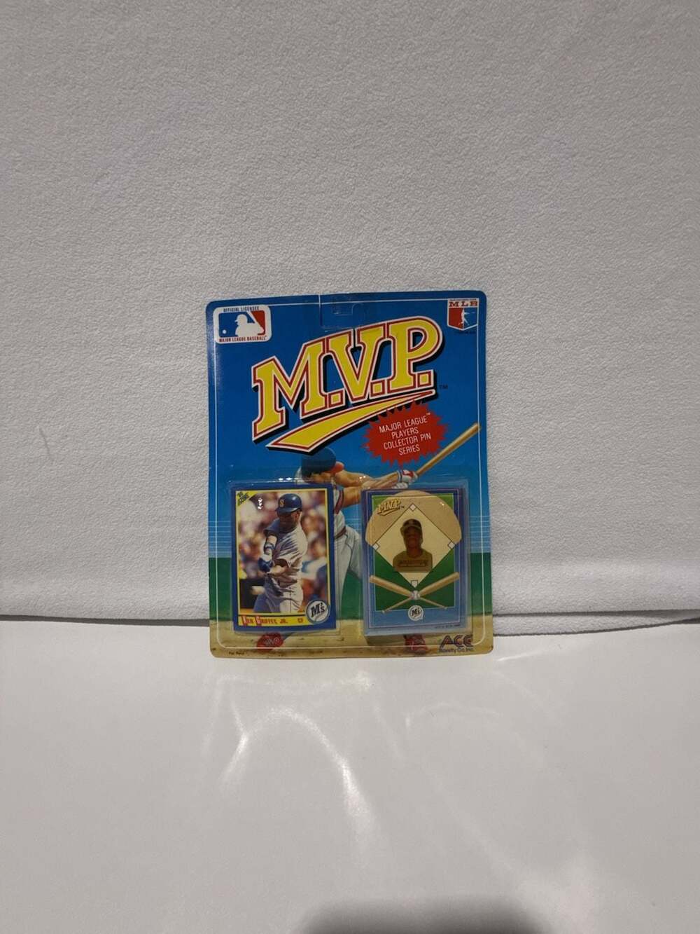 1990 Ace Novelty Ken Griffey Jr. MVP Major League Players Collector Pin Series